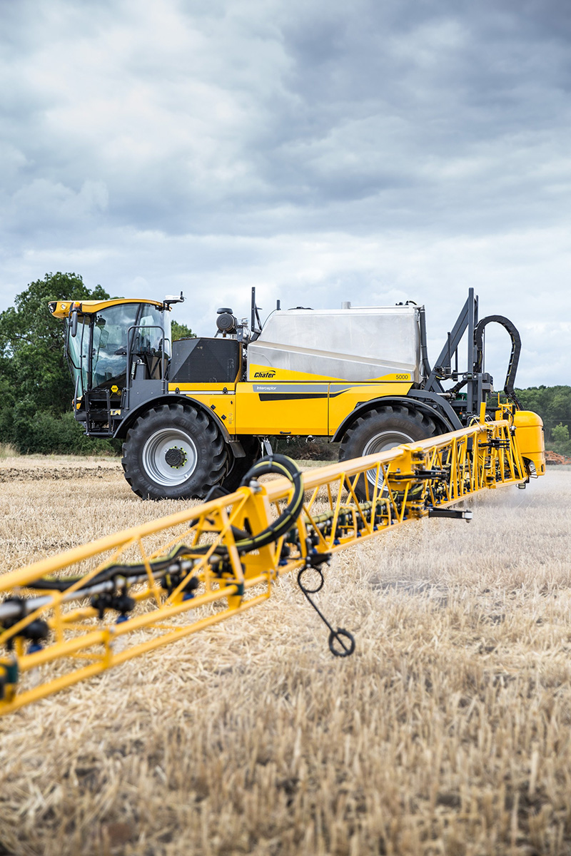 ADVANCED TRAILED OR MOUNTED SPRAYING WITH CHAFER