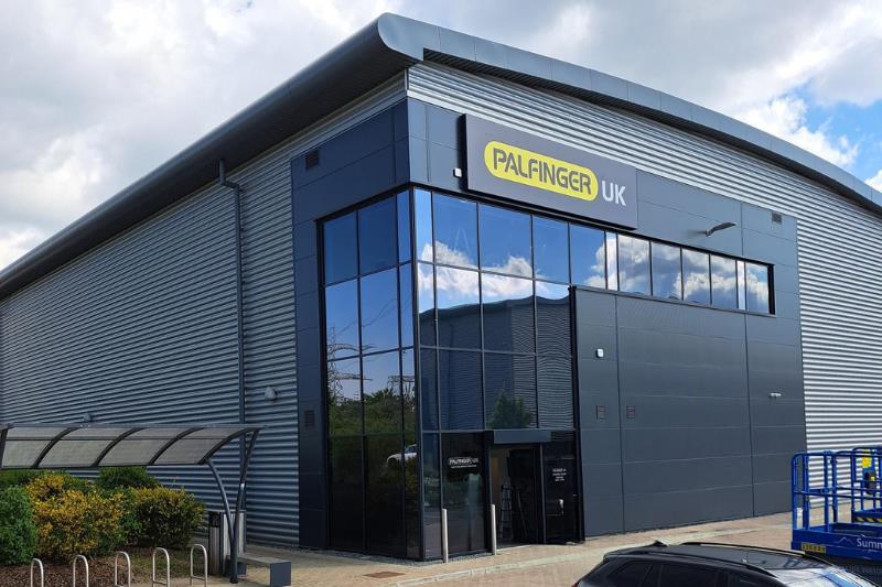 Palfinger UK opens London Depot